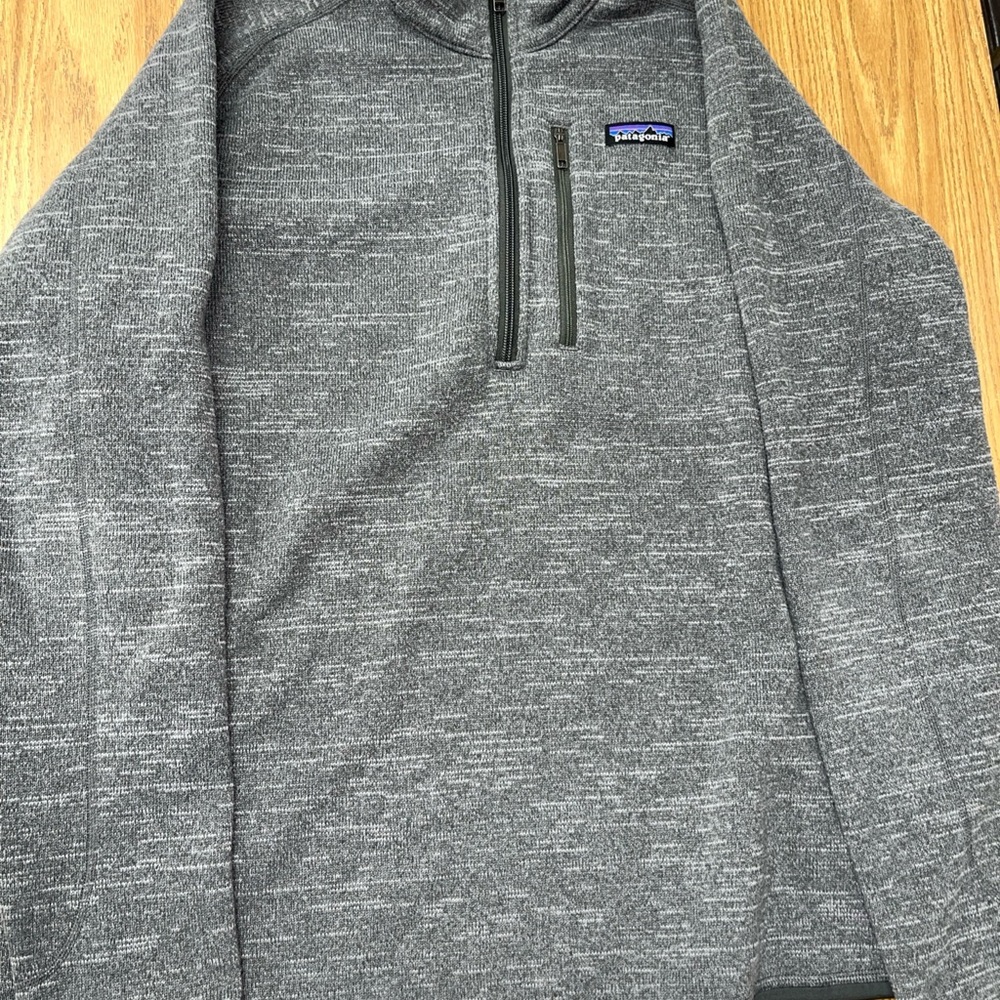 Patagonia Men’s Better Sweater Stone Gray  1/4 Zip Pullover Large 25522 Logo